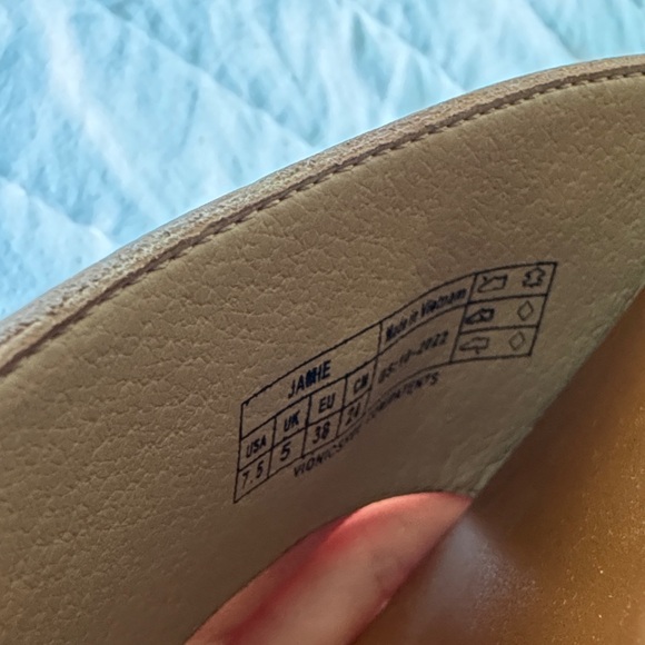 Vionic Jamie Platform Sandal - Picture 7 of 7